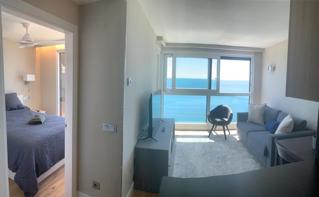 Espectaculares Vistas Al Mar Playa Malagueta Apartment Malaga Exterior photo